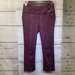 Eddie Bauer Women's Cropped Snakeskin Spandex Leggings - size XS